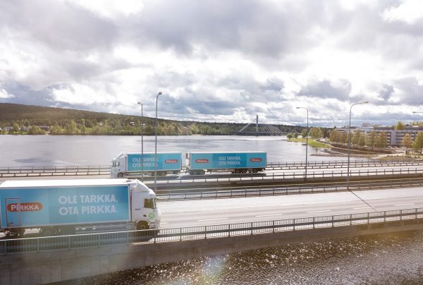 NK Logistiikka – referenssikuvaus, Valokuvaamo Kipinä
