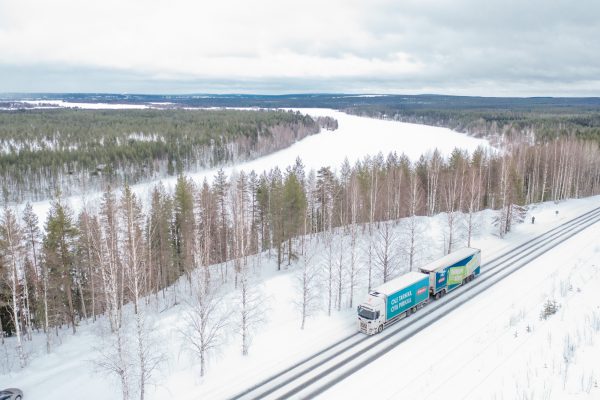 NK Logistiikka – referenssikuvaus, Valokuvaamo Kipinä
